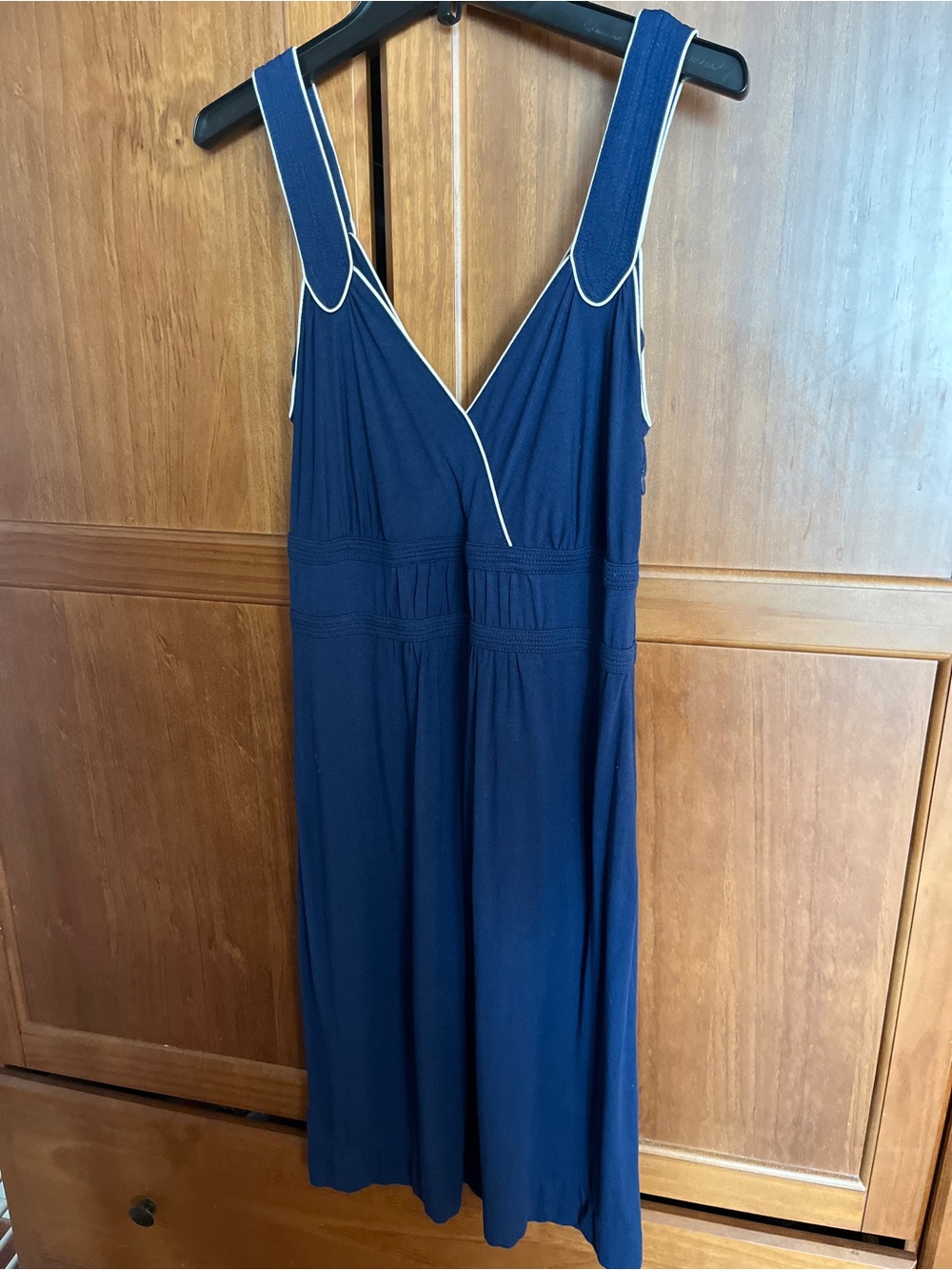 Ann Taylor Navy Blue Sleeveless V-Neck Dress with Contrast Piping